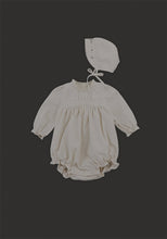 Load image into Gallery viewer, Baby Meliora Bonnet