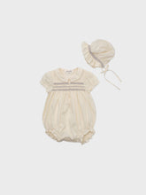 Load image into Gallery viewer, Baby Marianne Bonnet