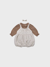 Load image into Gallery viewer, Baby Cabin Blouse