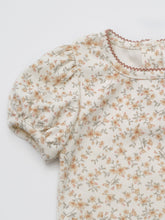 Load image into Gallery viewer, Hervia T-shirt