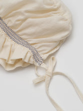 Load image into Gallery viewer, Baby Marianne Bonnet