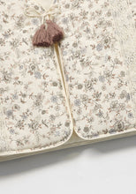 Load image into Gallery viewer, Thessaria Quilting Vest