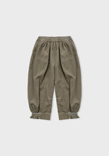 Load image into Gallery viewer, Alber Corduroy Pants Khaki