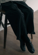 Load image into Gallery viewer, Moselle Corduroy Pants Charcoal