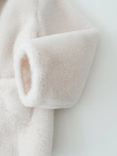 Load image into Gallery viewer, Adela Fur Coat