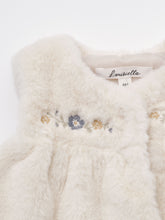 Load image into Gallery viewer, Baby Cygnus Fur Vest