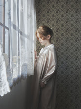 Load image into Gallery viewer, Eleanor Velvet Dress