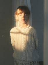 Load image into Gallery viewer, Lumir Knit pullover