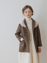 Load image into Gallery viewer, Elfin T-shirt - Ivory