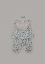 Load image into Gallery viewer, Baby Liella Bib
