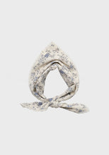 Load image into Gallery viewer, Helisei Bandana

