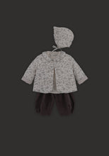 Load image into Gallery viewer, Baby Thessaria Quilting Bonnet
