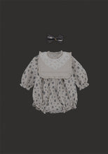 Load image into Gallery viewer, Baby Tribia Bib

