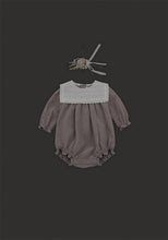 Load image into Gallery viewer, Arabesque Hair Pin
