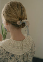 Load image into Gallery viewer, Marilly Hair Pin
