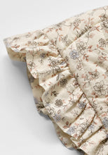 Load image into Gallery viewer, Baby Thessaria Quilting Bonnet
