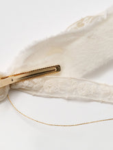 Load image into Gallery viewer, Vivache Hair Pin
