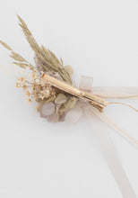 Load image into Gallery viewer, Arabesque Hair Pin
