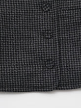 Load image into Gallery viewer, Wayne Jacket
