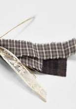 Load image into Gallery viewer, Wivel Hair Pin
