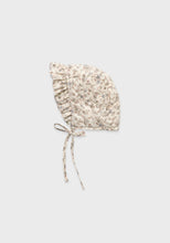Load image into Gallery viewer, Baby Thessaria Quilting Bonnet
