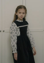 Load image into Gallery viewer, Elunari Blouse
