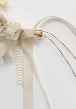 Load image into Gallery viewer, Harnii Hair Pin

