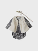 Load image into Gallery viewer, Baby Vaila Fur Vest
