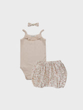 Load image into Gallery viewer, Baby Evelyn Sleeveless Bodysuit
