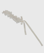Load image into Gallery viewer, Floria Hairband

