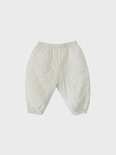 Load image into Gallery viewer, Baby Dafne Quilting Pants
