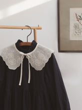 Load image into Gallery viewer, Louina Cape
