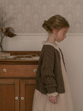 Load image into Gallery viewer, Melodien Knit Cardigan Cocoa
