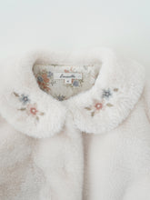Load image into Gallery viewer, Adela Fur Coat
