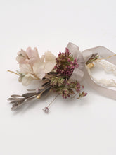 Load image into Gallery viewer, Ludmila Hair Pin

