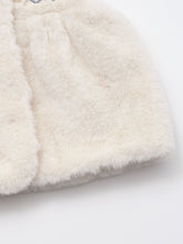Load image into Gallery viewer, Baby Cygnus Fur Vest
