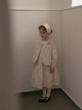 Load image into Gallery viewer, Gracia Earmuffs
