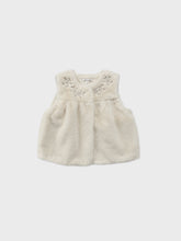 Load image into Gallery viewer, Vaila Fur Vest
