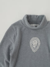 Load image into Gallery viewer, Elfin T-shirt - Blue Gray
