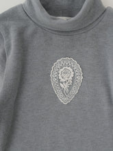 Load image into Gallery viewer, Elfin T-shirt - Blue Gray
